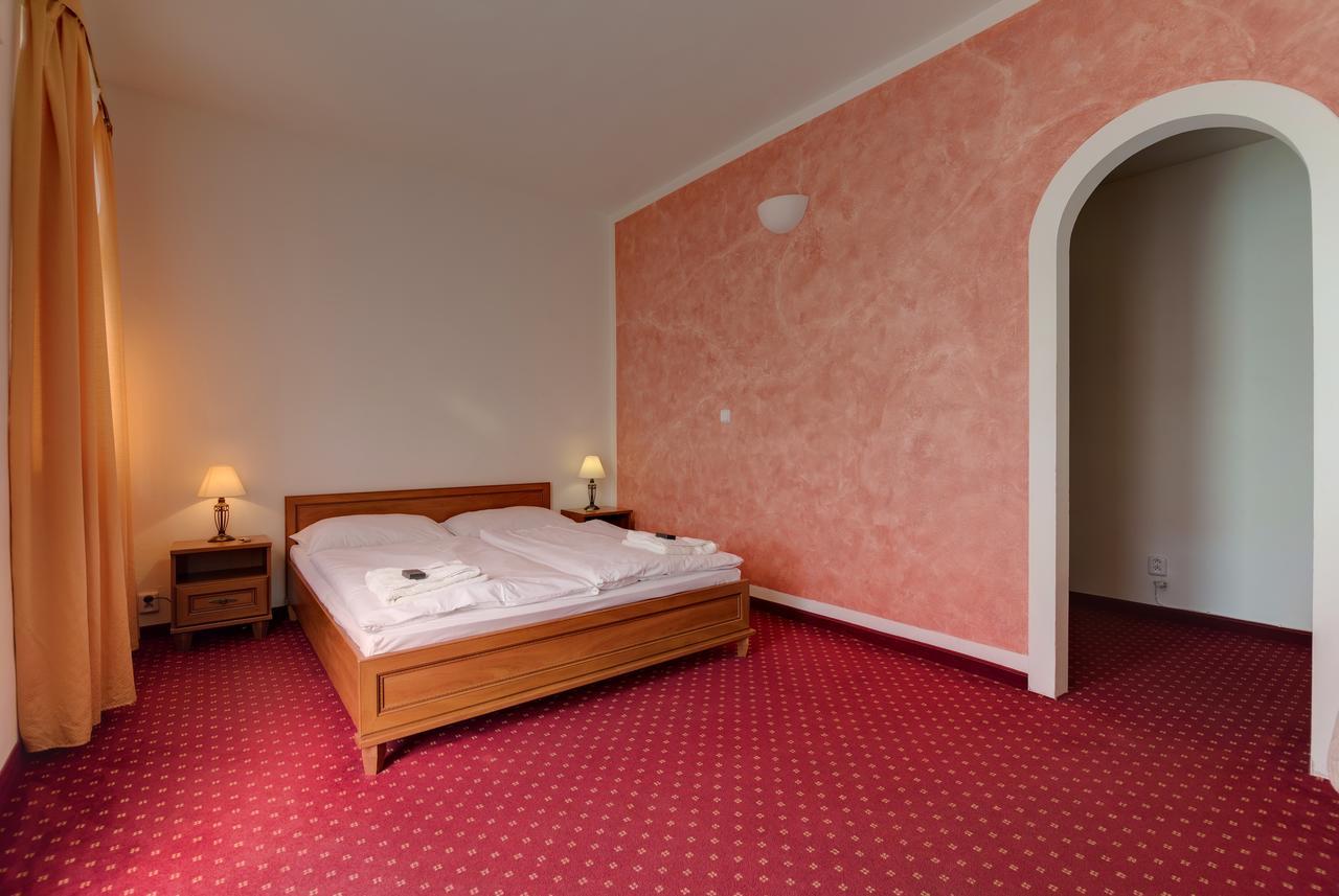 101 Penzion Prešov Buitenkant foto